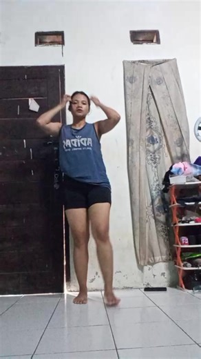 Itzy's 'That's a No No' Dance Tutorial