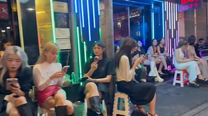 You'll find some really attractive people in Vietnam, ladies. #lifestyle #latestvlog #fashion #hochiminhcity #love #foodie | Thai vibes vlog