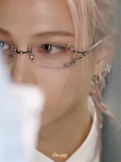 Y Felix siendo el idol más relevante de su empresa y de su generación, amando 😳 // #felix #felixitboy #straykids #straykids4thgenleaders #bycelinx @Stray Kids @TikTok