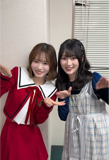 ひなぴよコンビでBLOOMINGを踊る様子