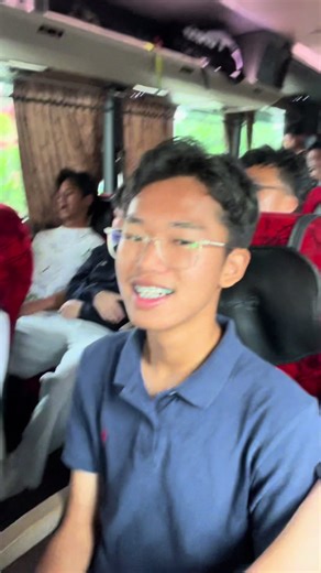 Pass the Phone Challenge with SPM Candidates