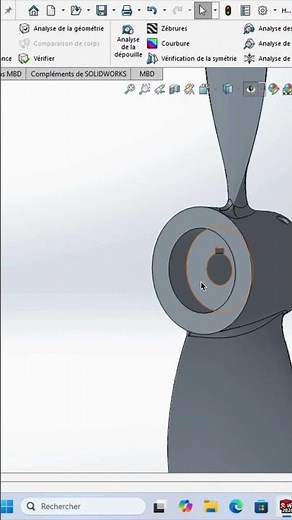 Design a boat propeller with SolidWorks