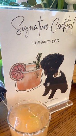 What an amazing wedding! A must reshare!!! Keeping guest entertained in every way!!! Planner: @spanishoakevents ⁠Band: @dplayband @blueearthartists ⁠ Venue: @elmsmansion⁠ Photographer: @kevbenoit⁠ Florist: @herbivorefloraldesigns⁠ HMU: @glamonlocationllc⁠ Rentals: @exploreelement @distressedrentals⁠ Cake: @bywaterbakerynola⁠ Cocktails: @taptrucknola⁠ Second Line Band: @kinfolkbrassband2022⁠ Transportation: @bigeasylimos⁠ ⁠ #elms #nolavenue #funwedding #elmsmansion #weddingvenue #neworleansweddin