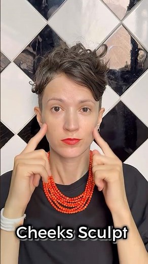 Sculpt your Cheekbones with Fish Face Exercise 1 Minute Daily