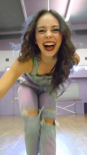 alleykerr (@alleykerr_) - anyone else obsessed with a goofy movie or is it just me 🤚 #powerline #i2ichallenge #agoofymovie #disneydance