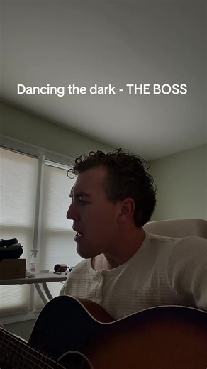 Good ole BOSS @Bruce Springsteen @Columbia Records #bruce #springsteen #cover #guitartok #singing