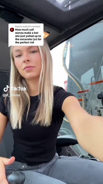 Excavator Operation Basics for Heavy Equipment Users