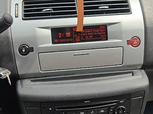 升级装好rd45和小红屏的千元雪铁龙世嘉光听音响已然回本，比我的拜亚动力dt770Pro还好听ƪ(˘⌣˘)ʃ优雅