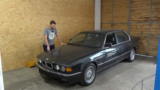 Checking the progress on this vintage BMW E30 restoration