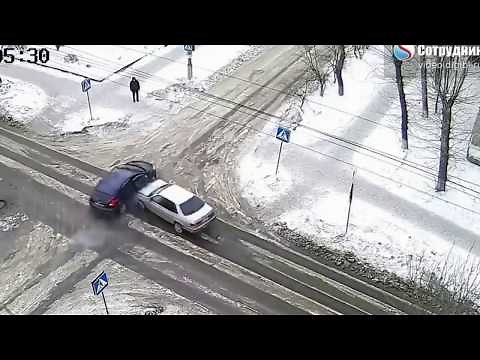 Glatteis Unfälle Ice Crash Winter Snow Rutschpartien - Video