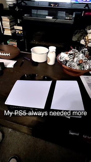 Installing internal storage on PS5 #playstation #internalstorage #ps5mods #gameshorts #consolemods