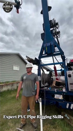 Heavy Pipe Lifting Made Easy 💪 #PipeLifting #Construction #HeavyEquipment