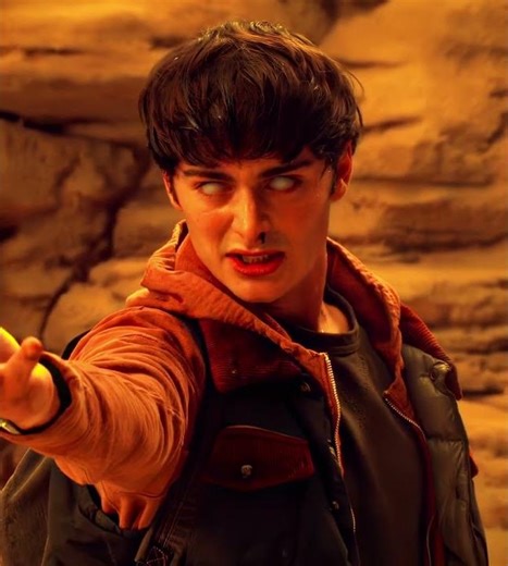 "Not Afraid Anymore" Will Byers Edit | Stranger Things Vol. 3 | VOCE NA MIRA JUMPSTYLE (Slowed)