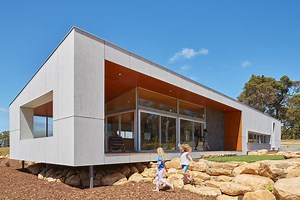 Paddock House / Archterra Architects