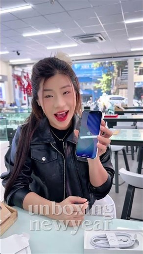 Unboxing 17promax 1TB 😋 #tiktok tiktok #kimi #funny #17promax #1TB17promax #giftbox