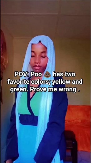 Green poop or yellow poo? Which is your category? #poop