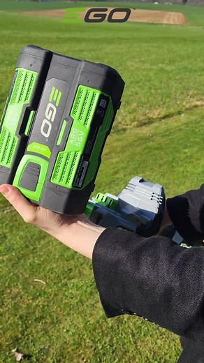 Automatic line feeding with Powerload™ Technology Learn more >> https://bit.ly/3FBdrV6 | EGO Power Plus