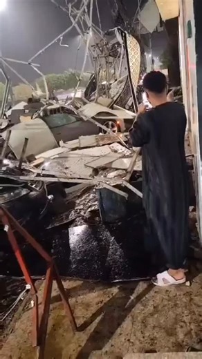 ‎مركز العاصفة لمراقبة الطقس والتغير المناخي ( Khaled ALghafli)‎ on Instagram‎: "#السعودية ‏اضرار عاصفة ⁧‫#ينبع‬⁩ 😱 ‏" الله يعوض عليهم " #مركز_العاصفة_طقس_الخليج ‏ الاثنين ١٧ جمادى الاخرة ١٤٤٧هـــ ‏ 8 ديسمبر 2025م"‎