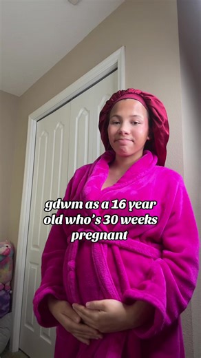 the bump is getting so big 🥹 #teenpregnancy #pregnant #16andpregnant #gdwm #teenmom