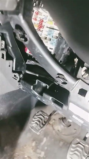 Ford Transit 2020 fuse box location