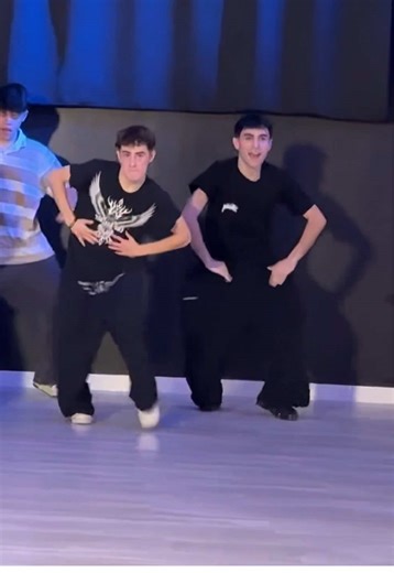 Core Dance Moves Tutorial by @dab_girl12