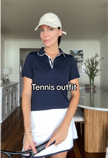 I’m on my career break at the moment and one of my goals is to get back into tennis! Lucky to be playing with my husband today so I wanted to share my outfit - @Wilson Tennis top, @ASICS skirt @TENXPRO racquet #tennis #dayinmylife #tennisoutfit #careerbreak #careerbreakdiary