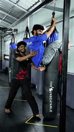 The Spider-Man Crunch 🕷️ Gravity #mma #kickboxing #boxing