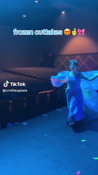 Fun Dress Transition Rehearsal for Frozen Jr!