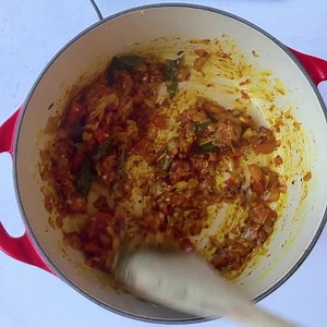 16K views · 3.1K reactions | Tasty and tender shrimp masala curry cooked in a rustic Indian sauce made with onions and tomatoes, along with aromatics such as ginger, garlic, and spices. https://pipingpotcurry.com/shrimp-masala/ | Piping Pot Curry | Facebook