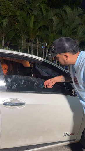 Carlos Nesty Constanza on Instagram: "Buen servicio 😂"