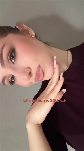 #fallmakeup is SO back 😍#makeup #makeupartist #makeuplook #autumn