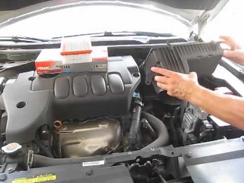Nissan Altima 2007 changing air filter (engine)