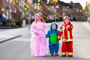 100 Party Bag Ideas for Kids - Stay at Home Mum