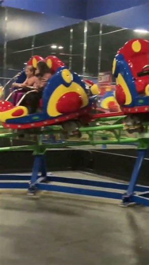 Is Spinning Good After So Much Pizza? | Spinning Coaster @ Incredible Pizza Warr Acres