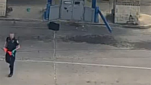 Police investigate shooting at Balch Springs bank