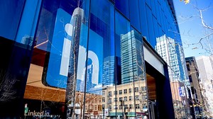 AI translation tool turns English into 'LinkedIn'