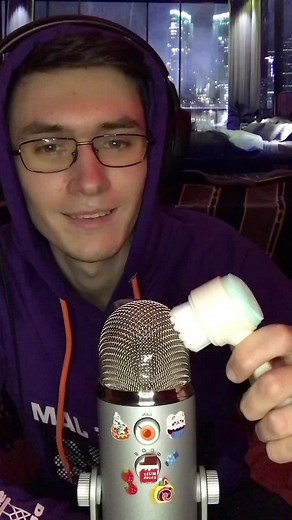 MALI JAM Performance: Nighttime City Vibes