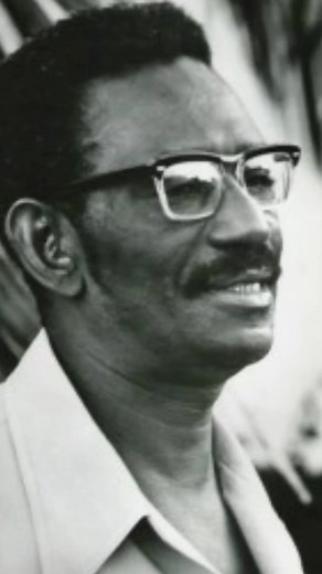 Qui Est Cheikh Anta Diop : L'Héritage d'un Visionnaire Africain #CheikhAntaDiop #HistoireAfricaine #Afrocentricité #Sénégal #ÉgypteAncienne #IndépendanceAfricaine #LaboratoireArchéologique #DémocratisationPolitique #JusticeHistorique | Sen-ambassadeur