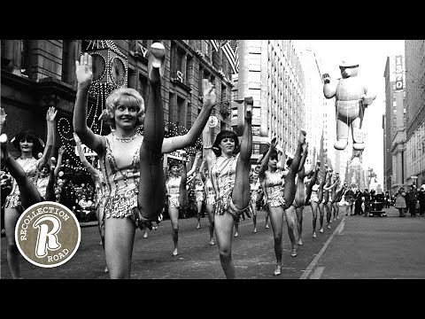 MACY'S THANKSGIVING DAY PARADE - Life in America