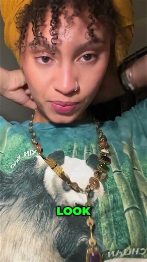 Gorgeous Vintage Necklace (ASMR Vibes) #shorts