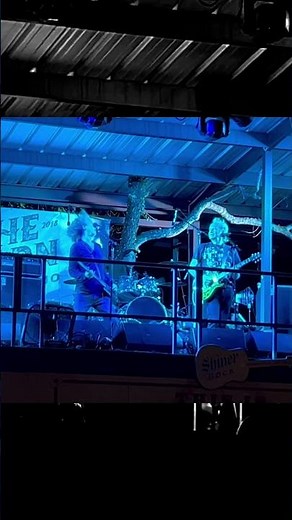 WANG CHUNG - Everybody Have Fun Tonight - The Lost 80’s Live in TX - Full Video On Channel