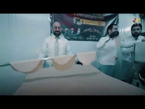 Donate Easter flour food baskets through Hidabrot 📦 - and you could win a Seder set🍷 that include...