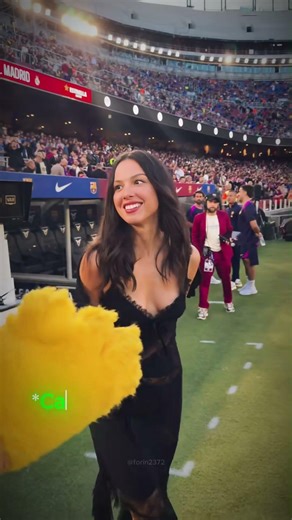 The mascot crossed the line 😭