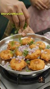 ☔ Rain Special Aloo Bajji 🥔 | Crispy Evening Snack | Telangana Amma Vantalu ❤️ #familycooking #viral