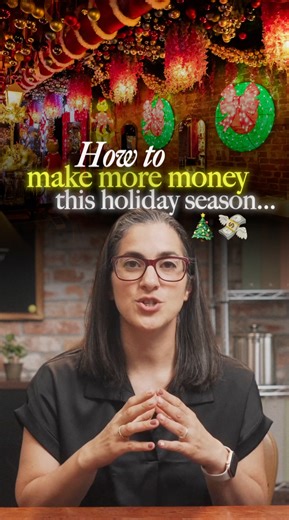 🎄💸 Most restaurants leave thousands on the table every holiday season. Don’t be one of them. Save these 3 strategies: 1️⃣ Go all-in on off-premise. Did you know 75% of holiday traffic is catering and takeout? Start dropping off free samples to every local office so you’re the first call for holiday parties. 2️⃣ Lock in your team early. Students are coming home for winter break. If you don’t call them first, your competitors will. Get your staff schedules set now. 3️⃣ Protect your margins. If y