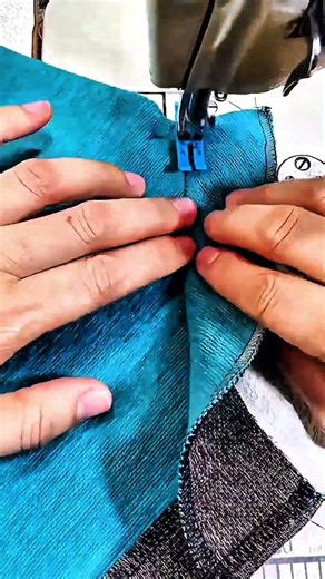 Easy & Neat Fabric Edge Sewing Trick! 🧵💖 #SewingTips #FashionDIY #trendingshorts