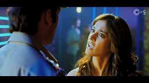 Phata Poster Nikhla Hero (2013)