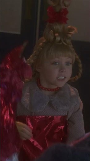 Cindy Lou Sings! 😲🎄🌟 | Dr Seuss' How The Grinch Stole Christmas | Mega Moments #megamoments