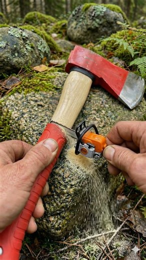 Mini Chainsaw vs Firefighter Axe 🪓⚙️ Who Wins?