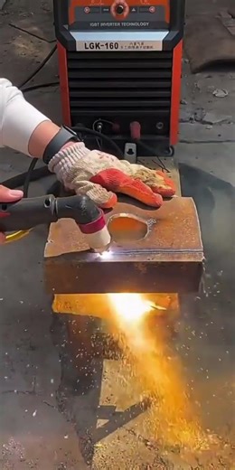 Built in air pump plasma cutter #machinerychannel #machine #metalcuttingmachine #amazingmachinery